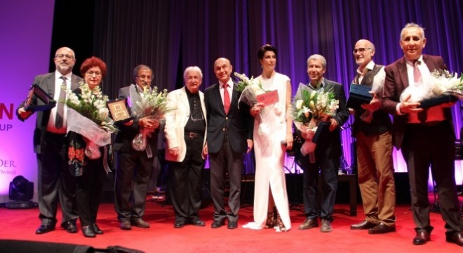 200 parkinson hastası İstanbul'da bir araya geldi