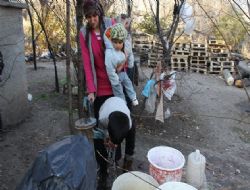 20 yıldır tek su kaynağı tulumba