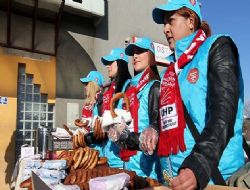 Metro çıkışı simit sürprizi