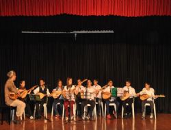 Miniklerden müzik resitali