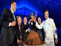 Kral Midas'ın son yemeğinde buluştular