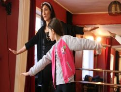 Drama eğitimi sosyalleştiriyor