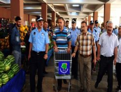 Mamak'ta pazara sıkı denetim