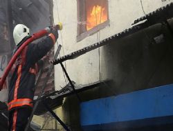 İftaiye Meydanı'ndan alevler yükseldi