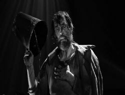 ‘Bir Deli' İzmir yolcusu