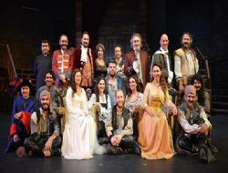 Krizi fırsata çeviren aşıklar