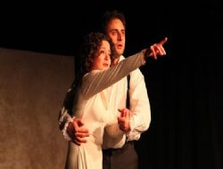 Özgürlüğün çığlığı: ‘Ay Carmela'