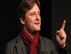 Kiremitçi okurlarıyla buluşuyor