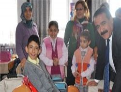 Sandalye ile CAN'landı