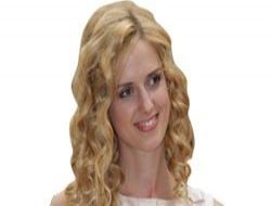 Caroline sergi açılışında