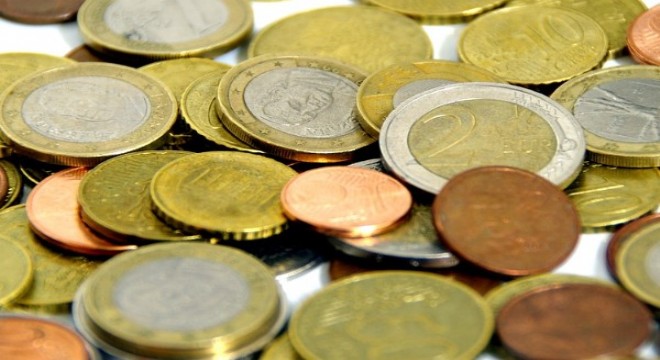 AB, 750 milyar Euro'luk koronavirüs canlanma paketi açıkladı