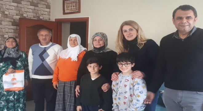 AK Parti İstanbul'dan 1 günde 4 bin 055 ev ziyareti