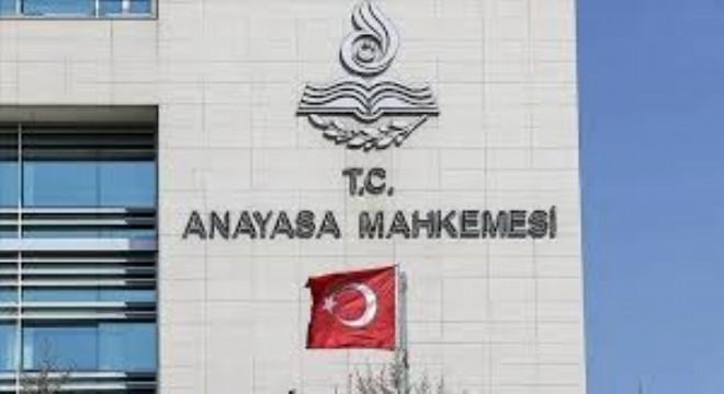 AYM'de Avukatlara Elektronik Başvuru Dönemi