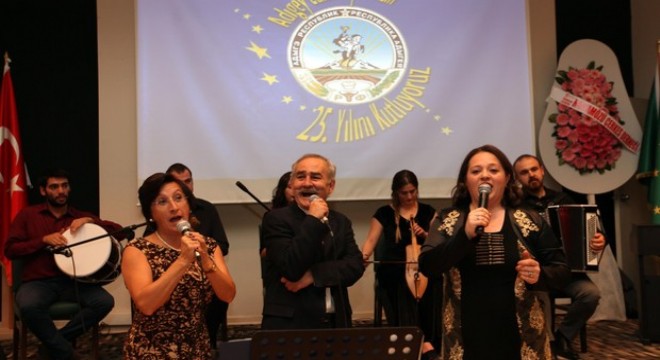Adıgey Cumhuriyeti'nin 25. yıl coşkusu