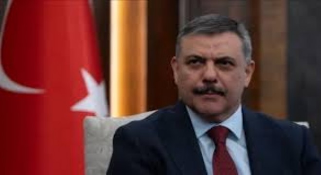 Bakan Çiftçi'den Araç Sahiplerine Ekran ve Ses Sistemi Uyarısı