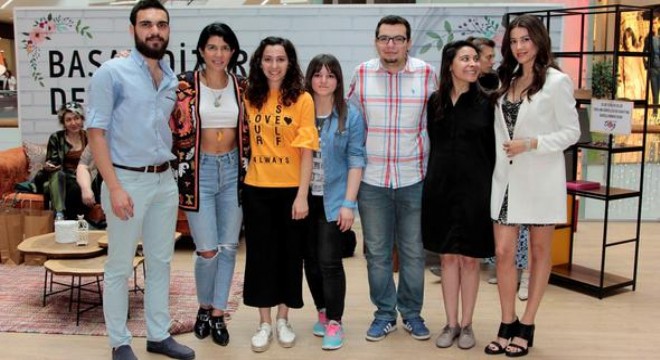 Dizi kıyafetleri satışa çıktı