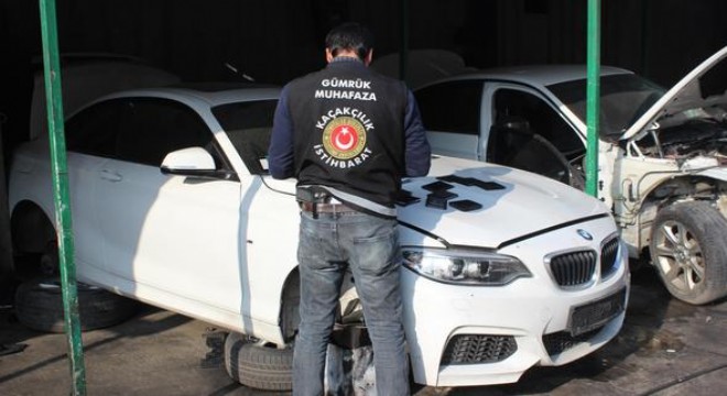 Parçalarken basıldılar