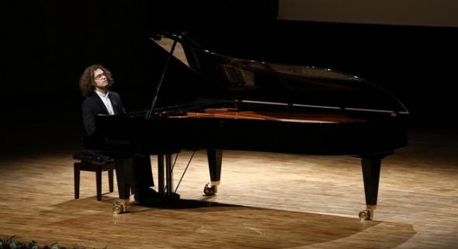 Piyanist Libeer Başkent sahnesinde