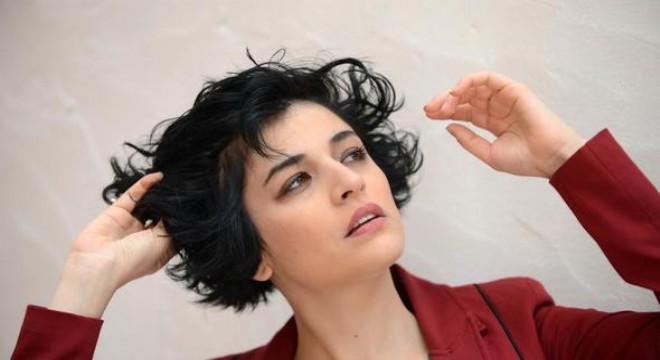 Ünlü isimlerle anneler günü söyleşisi