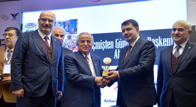 Vali Şahin: Esnaf ve sanatkârı yaşatmamız lazım